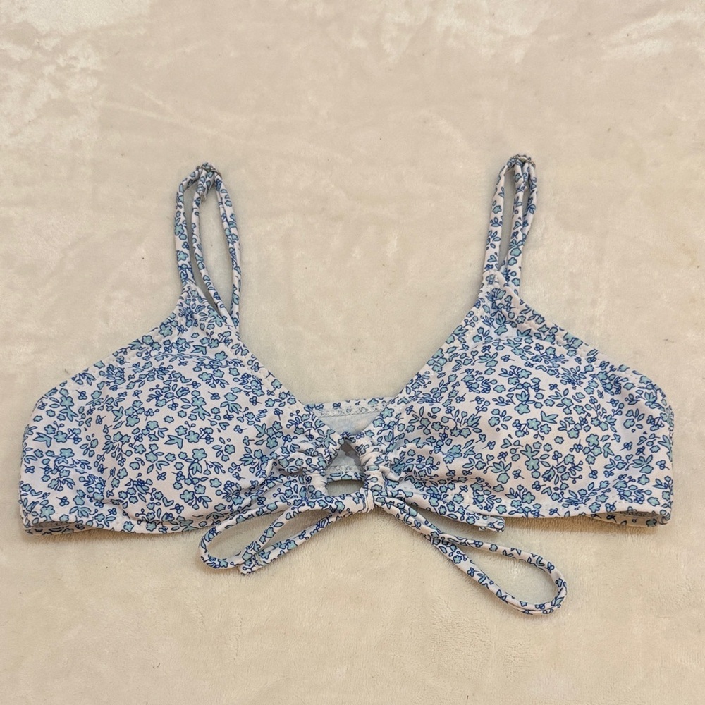 SHEIN Blue Floral Bikini Top